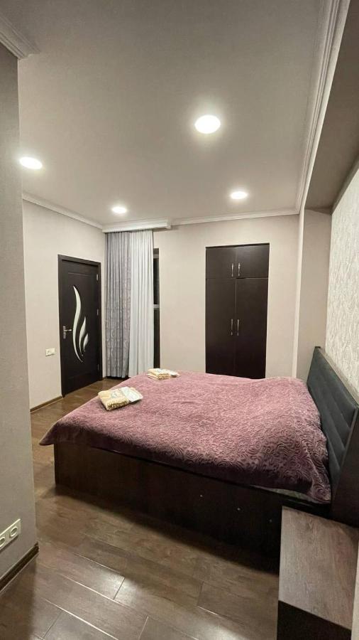 Elegant Modern Apartment تبليسي المظهر الخارجي الصورة